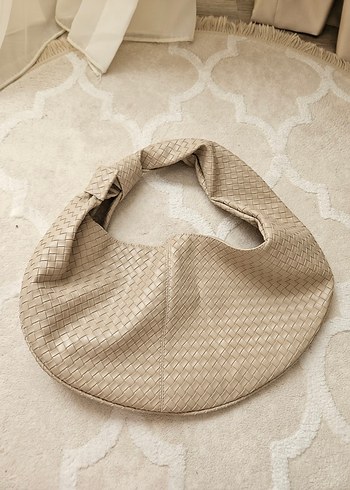 Bottega Veneta Model Bej Çanta - Görsel 2