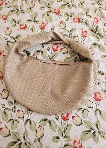 bottega veneta model deri çanta