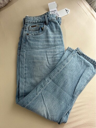 Stradivarius Jean