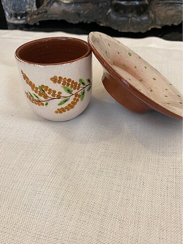 Çiçek desenli espresso fincanı