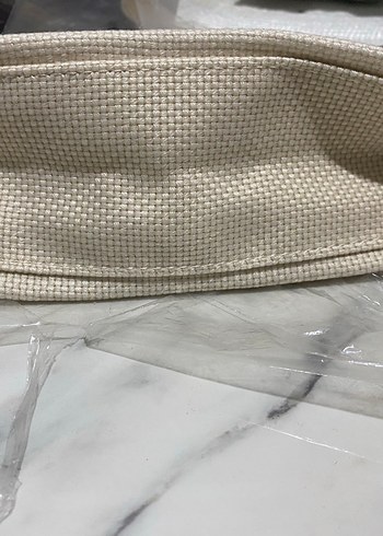 Bej Lancome Fermuarlı Makyaj Çantası - Görsel 3
