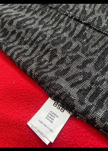 Siyah Zebra Desenli Straplez Uzun Elbise - Görsel 7