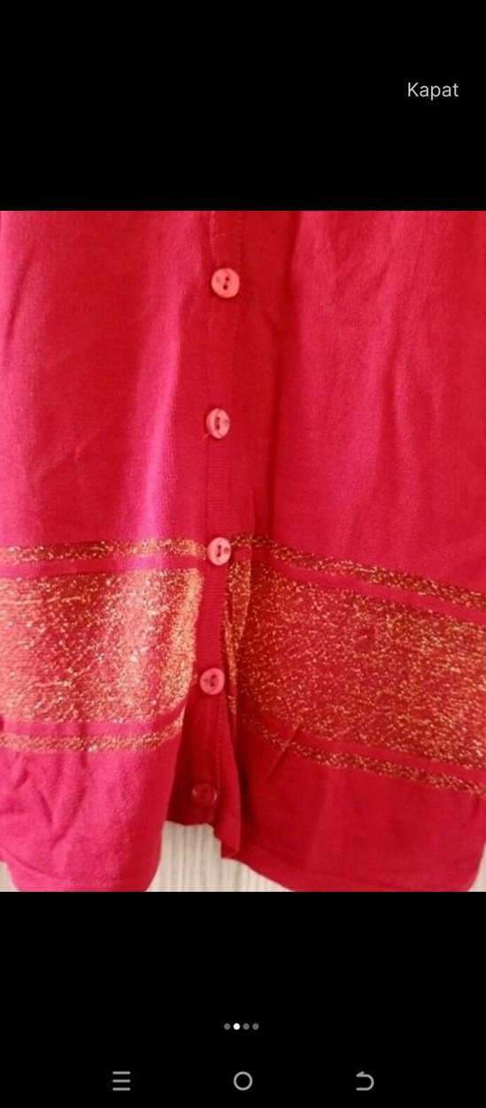 Düğmeli, V Yaka, Kısa Kollu Pembe Bluz - Görsel 2