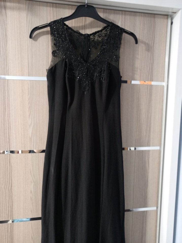 Siyah Dantel Detaylı Uzun Kadın Abiye Elbise - Görsel 2