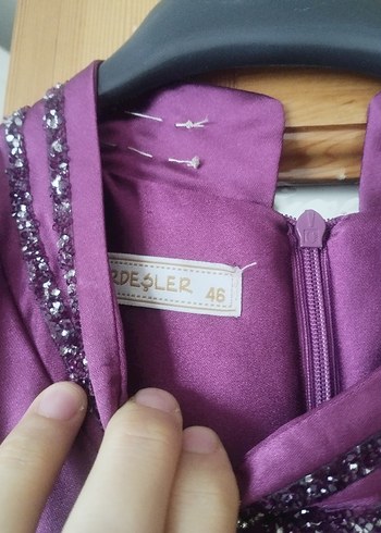 Uzun Kollu Pembe İşlemeli Abiye Elbise - Görsel 5