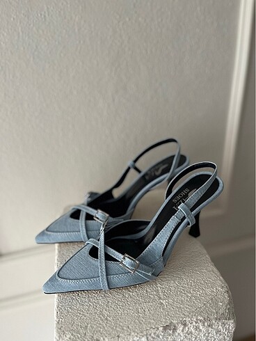 Kot stiletto