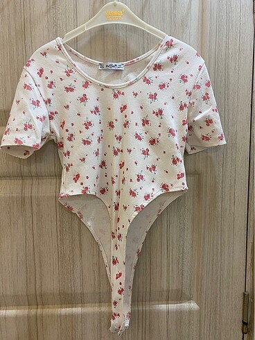 Çiçekli crop