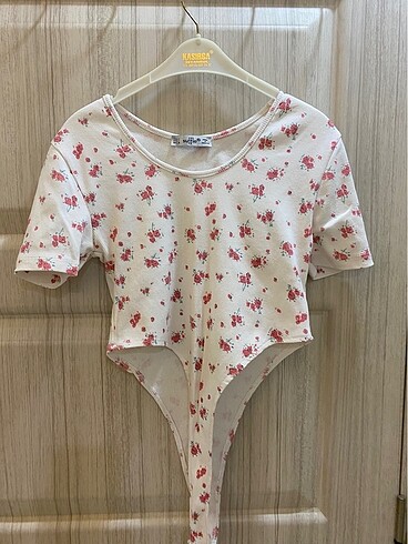 m Beden Çiçekli crop