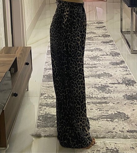 Bershka Leopar pantolon