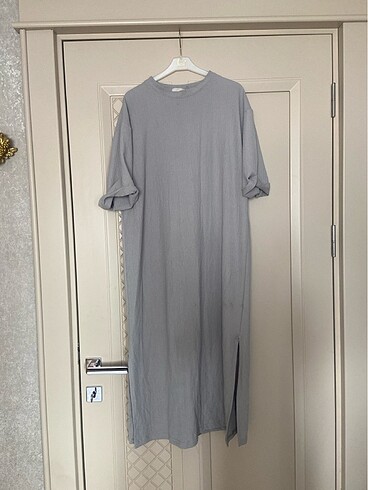 Gri elbise - Görsel 2