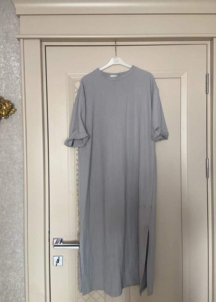 Gri elbise - Görsel 3
