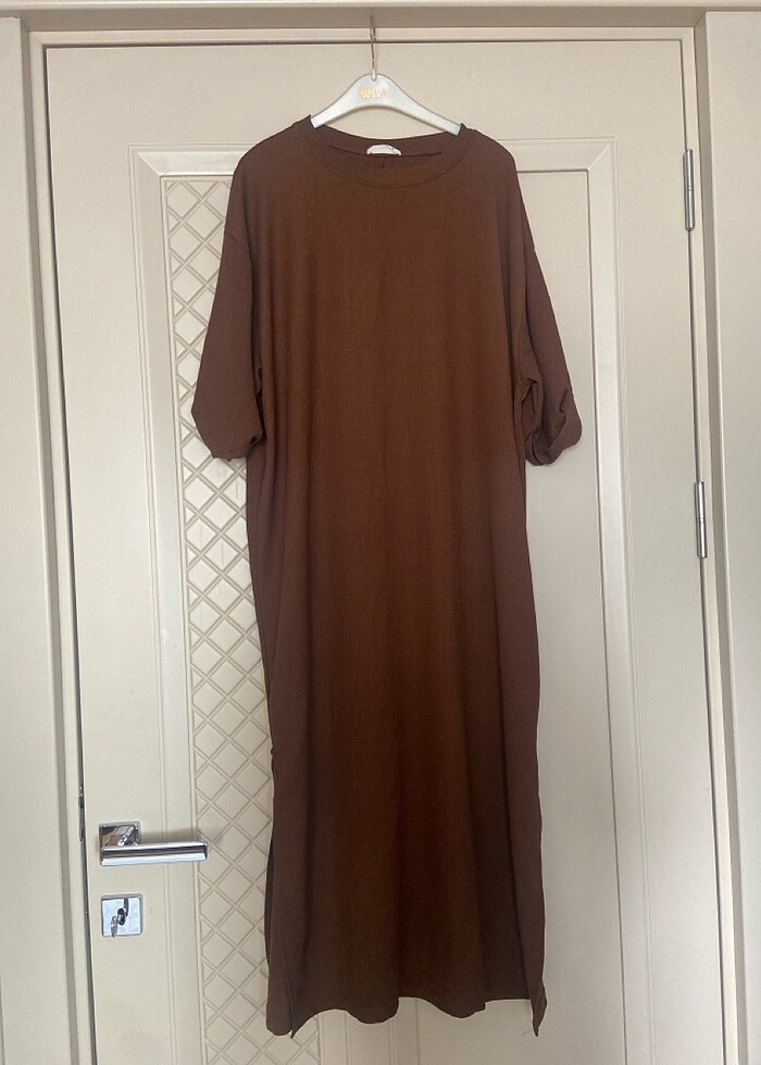 Kahverengi elbise - Görsel 3