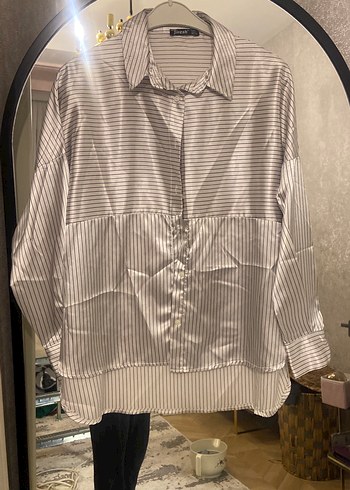 Düğmeli Gri Çizgili Kadın Gömlek - Görsel 2