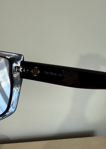 Parlak Siyah Kadın Güneş Gözlüğü - Görsel 8