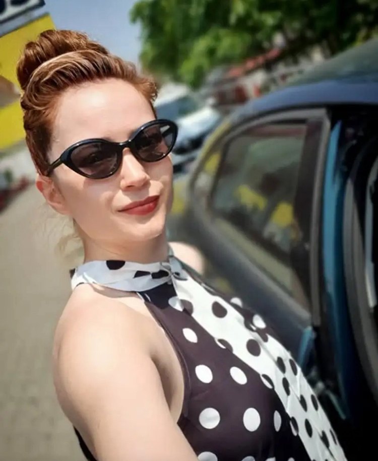 Siyah Minimalist Gotik Kadın Gözlüğü - Görsel 5