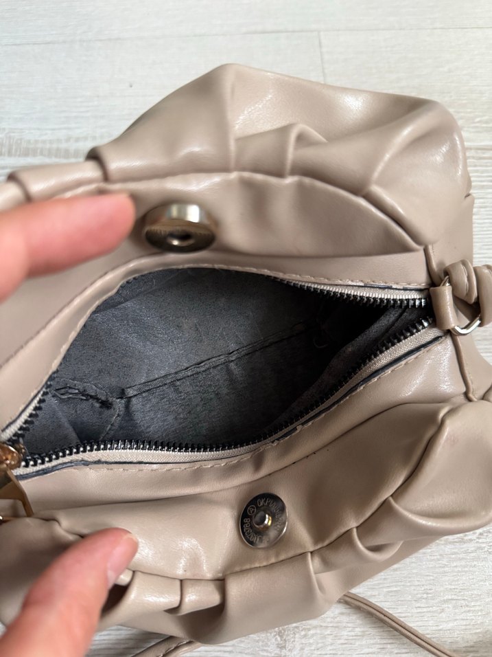 Bej Deri Pilili Kadın Çanta - Görsel 3