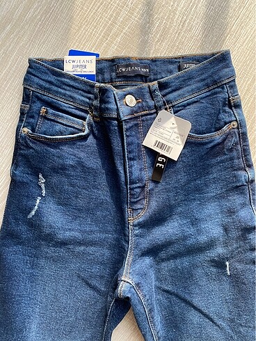 LC Waikiki Jeans