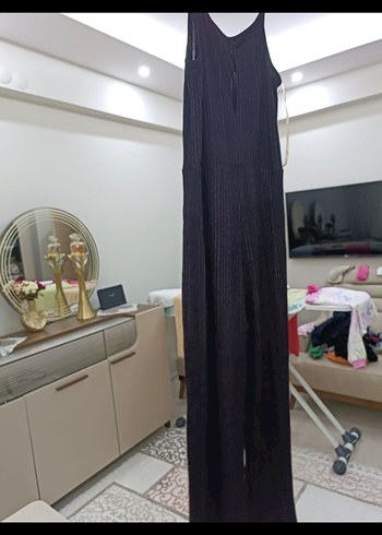 Kadın Siyah Piliseli Uzun Tulum - Görsel 3