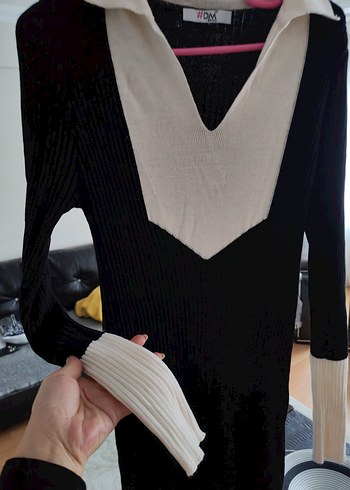 V Yaka Siyah Uzun Örme Elbise - Görsel 4