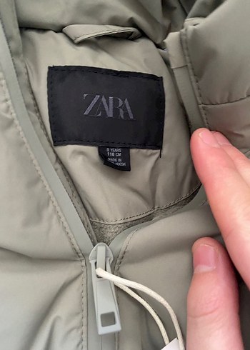 5 Yaş Beden haki Renk Zara marka orjinal yeni sezon su geçirmez şişme mont