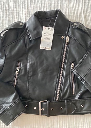 xs Beden siyah Renk Zara marka orjinal yeni sezon suni deri crop bıker ceket