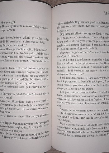 Beden Renk Betül Güçlü - Yıldız Haritası Roman