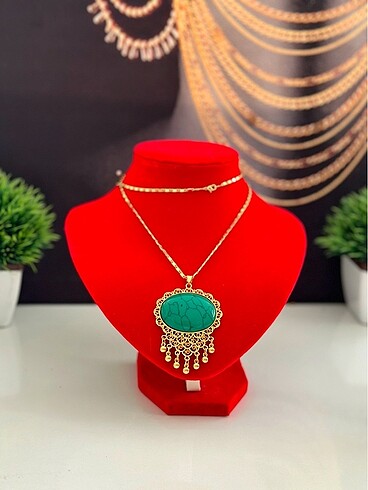 Taşlı kolye modeli