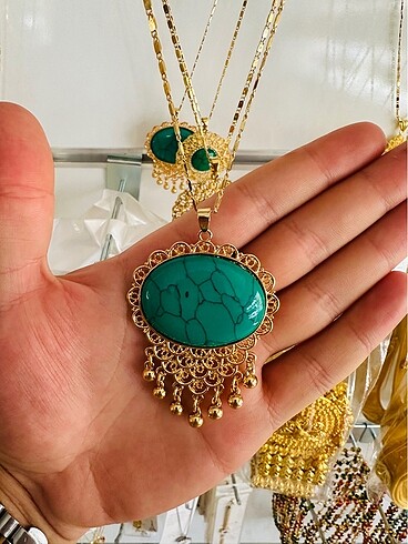 Taşlı imitasyon kolye