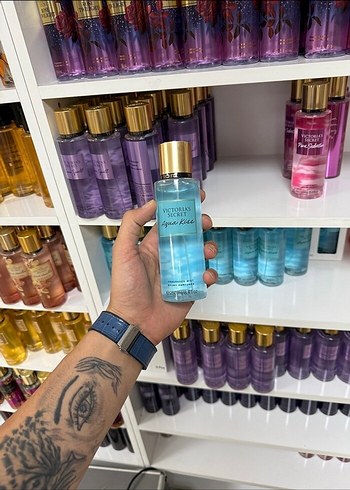 Victoria's Secret Aqua Kiss