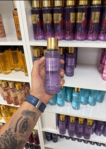 Victoria's Secret vücut spreyi