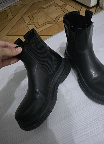 38 Beden Siyah bot