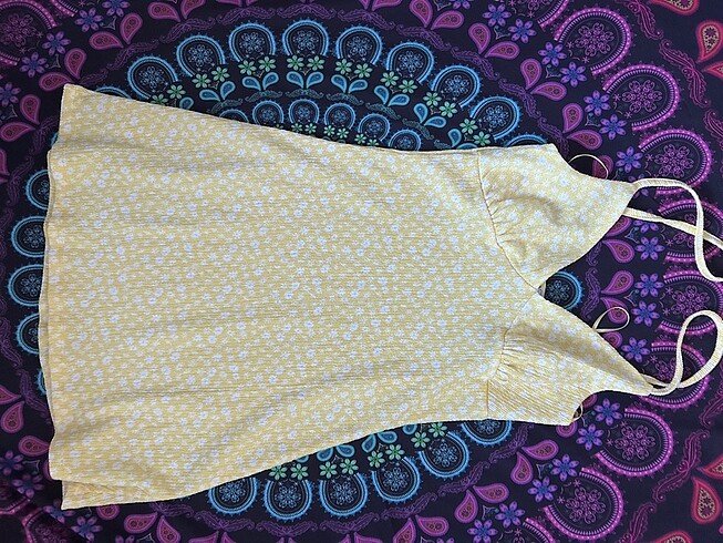 Bershka Papatya desenli mini elbise