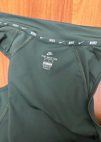 Nike Gri Fermuarlı Yüksek Yakalı Kadın Yelek - Görsel 6