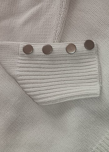 Düğmeli Bej Triko Kadın Kazak - Görsel 2