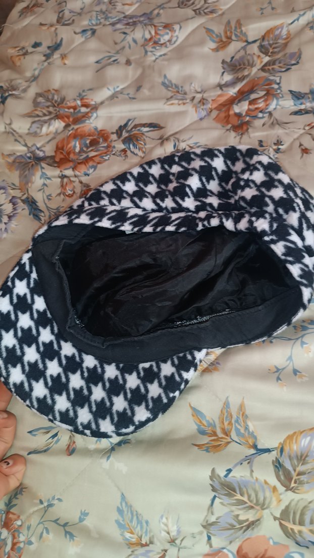 Örgü Desenli Siyah Beyaz Kadın Şapka - Görsel 4