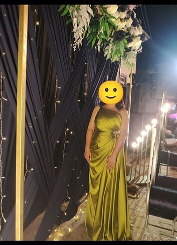 Abiye gece elbisesi yağ yeşili
