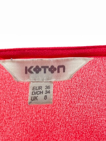 36 Beden kırmızı Renk Koton Bluz %70 İndirimli.