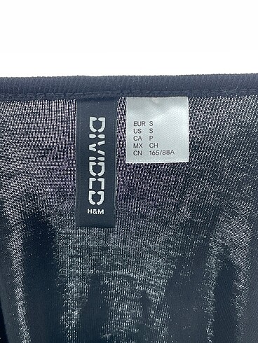 s Beden siyah Renk H&M T-shirt %70 İndirimli.