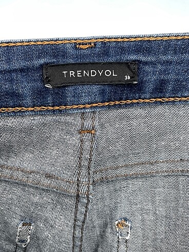 38 Beden mavi Renk Trendyol & Milla Jean / Kot %70 İndirimli.