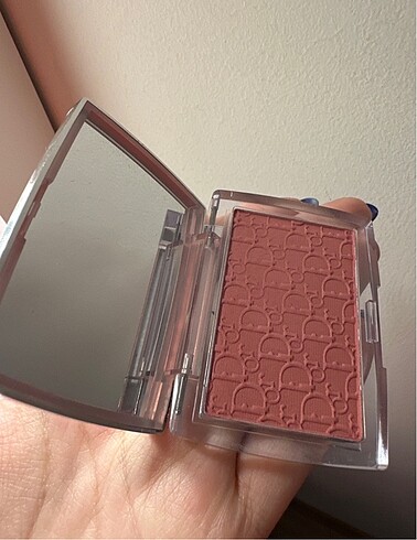 Dior allık