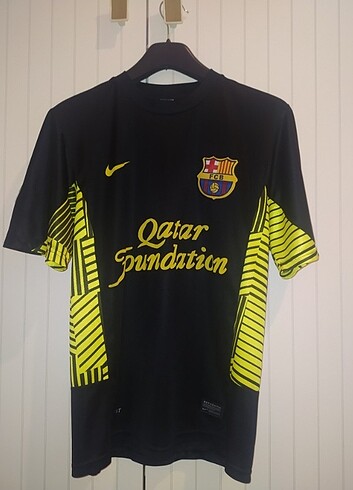 Barcelona Victor Valdes Forması