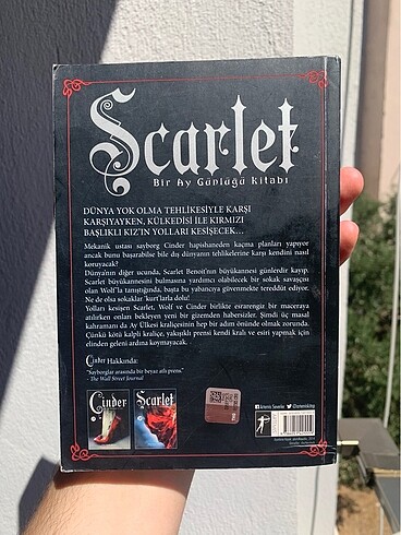  Beden Ay günlüğü scarlet