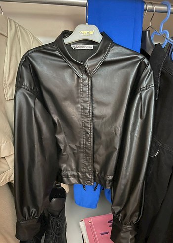 Zara Kadın Siyah Deri Ceket Notch Yaka