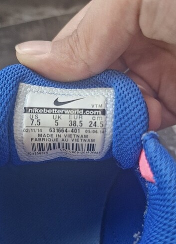 38,5 Beden lacivert Renk Nike spor ayakkabısı