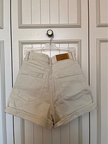 xs Beden Stradivarius şort