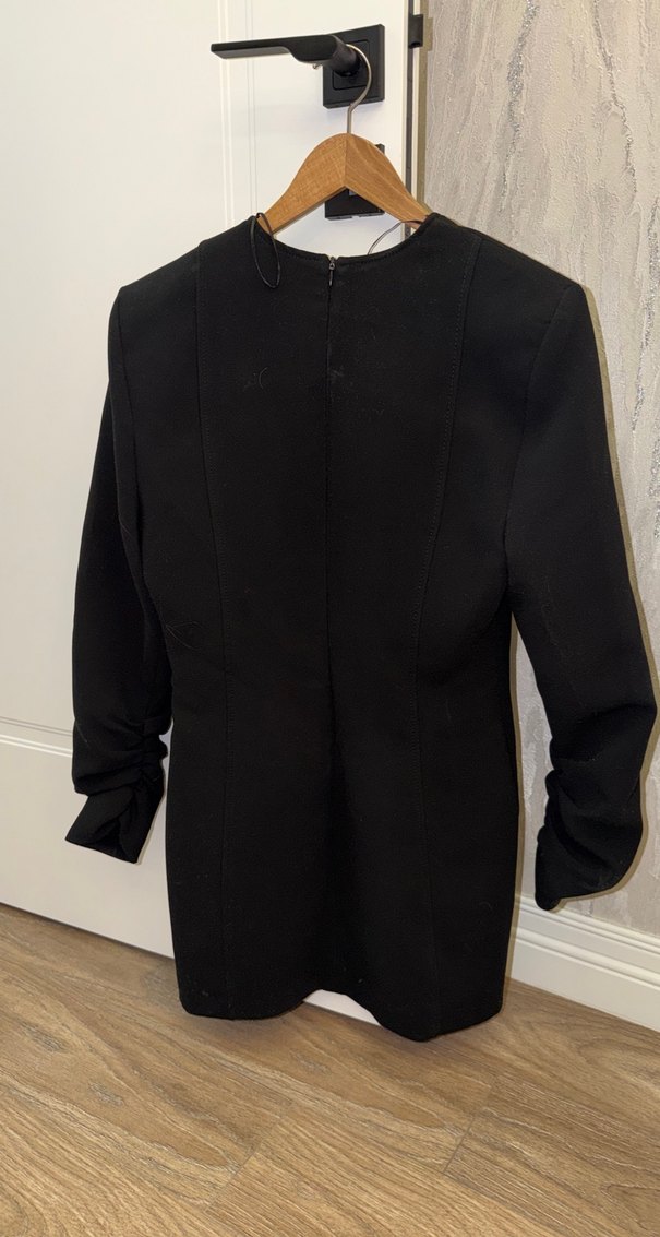 Siyah V Yaka Kadın Midi elbise - Görsel 2