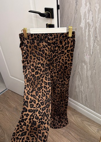 Kahverengi Leopar Desenli Kadın Gömlek takım - Görsel 3