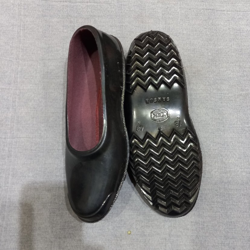 Kadın  mes lastik  ayakkabı her numara mevcuttur 36 40 arası - Görsel 3