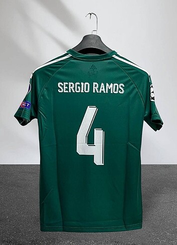 Sergio Ramos Real Madrid Nostalji Forma 