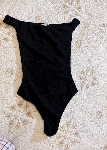 Bershka body